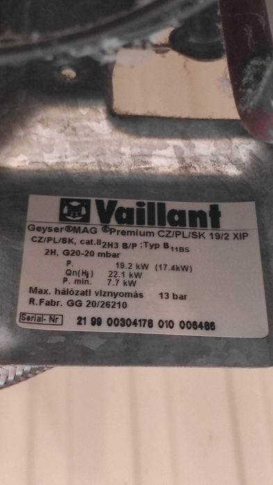 Piec gazowy Vaillant Geyser Mag Premium 22kW, 13Bar