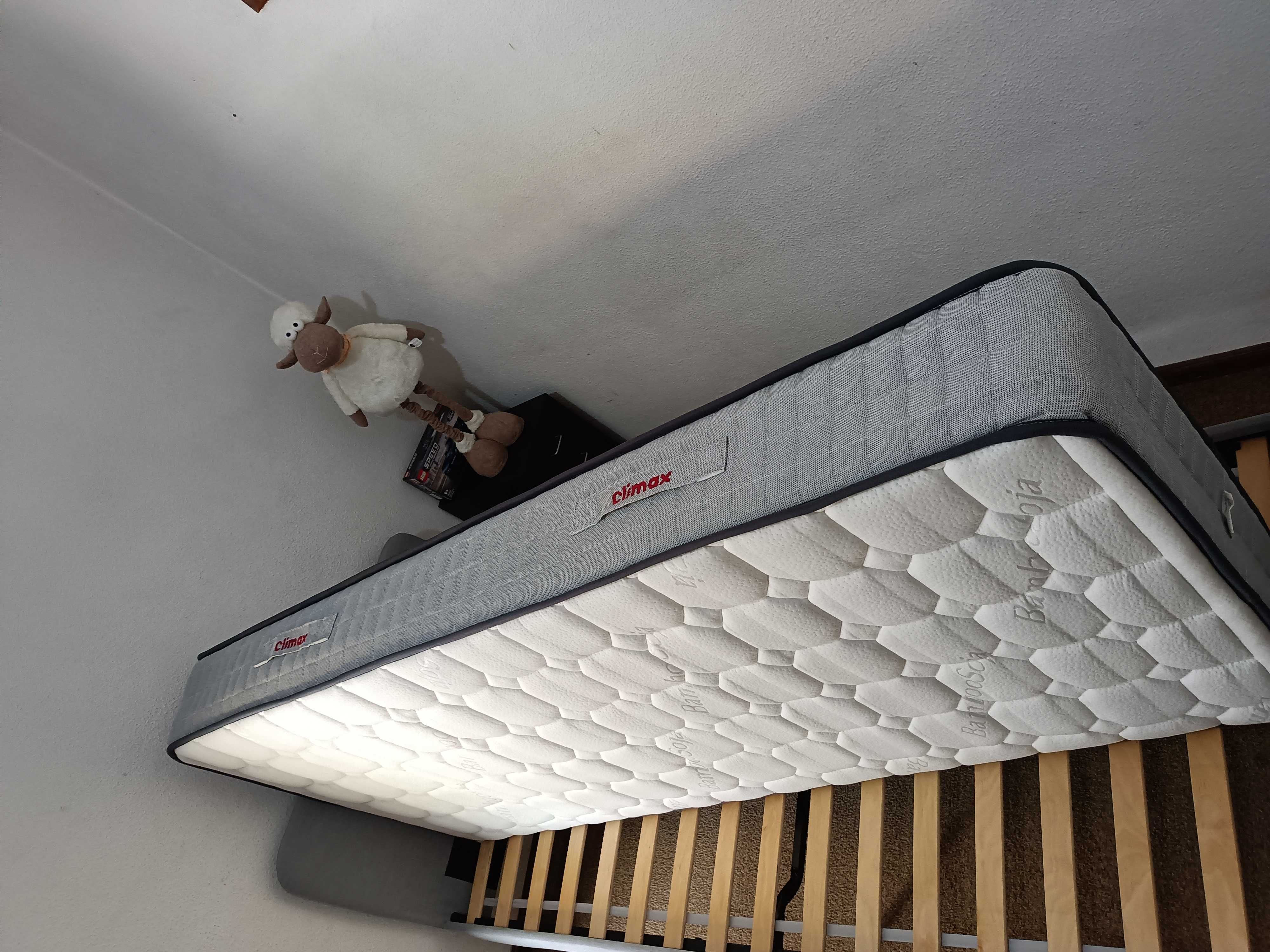 Cama completa para criança ou jovem