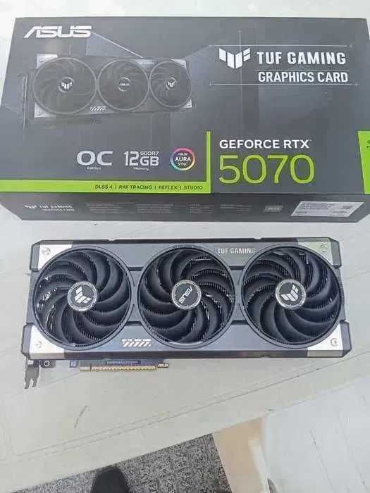 RTX 5070 12GB OC asus tuf