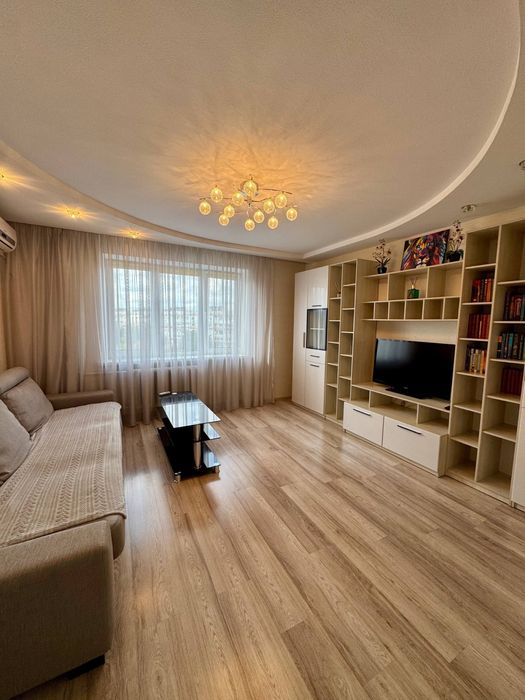 Здам 2 кімнатну квартиру пр. Олександра Поля