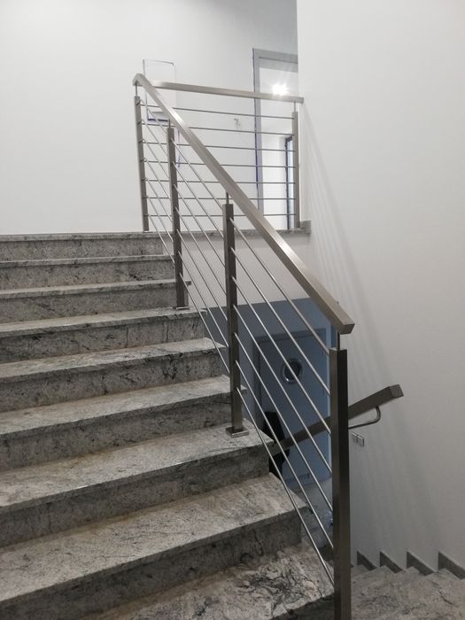 Balustrady nierdzewne