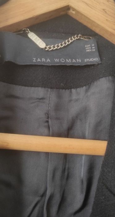 Дуже якісне і тепле пальто Zara 100% вовна