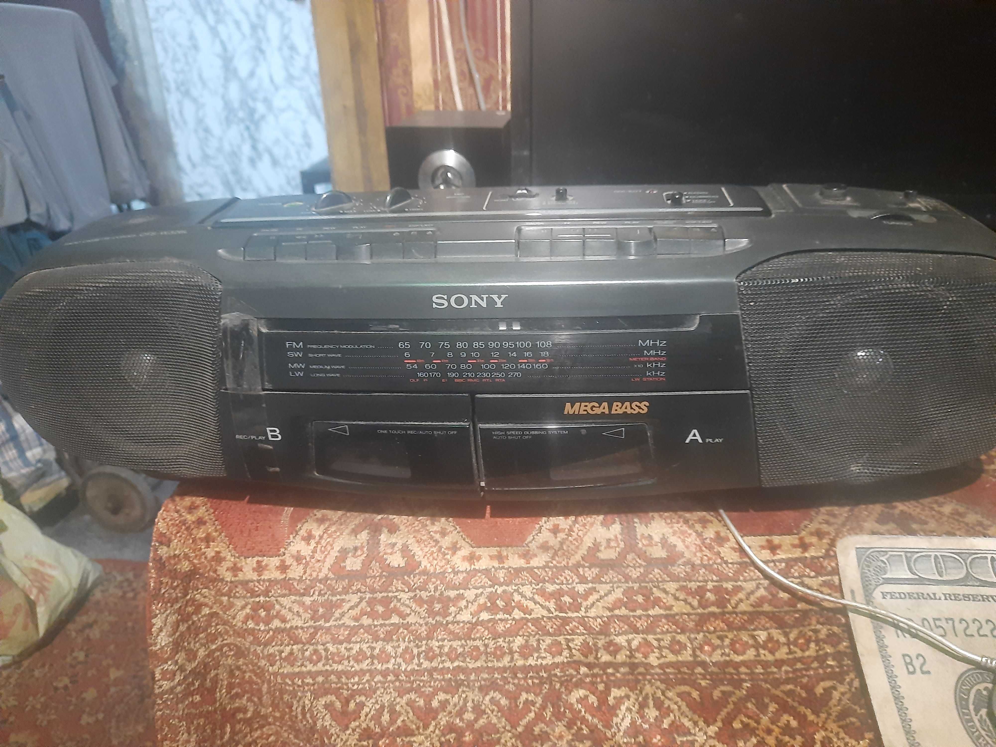 Магнитола SONY W328 L, made in Japan