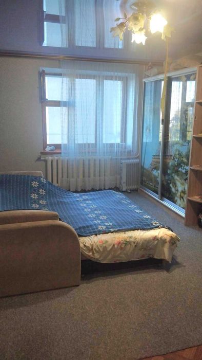 Центр .Л.Українки продаж кімнати 18 кв. зі своїм с/в