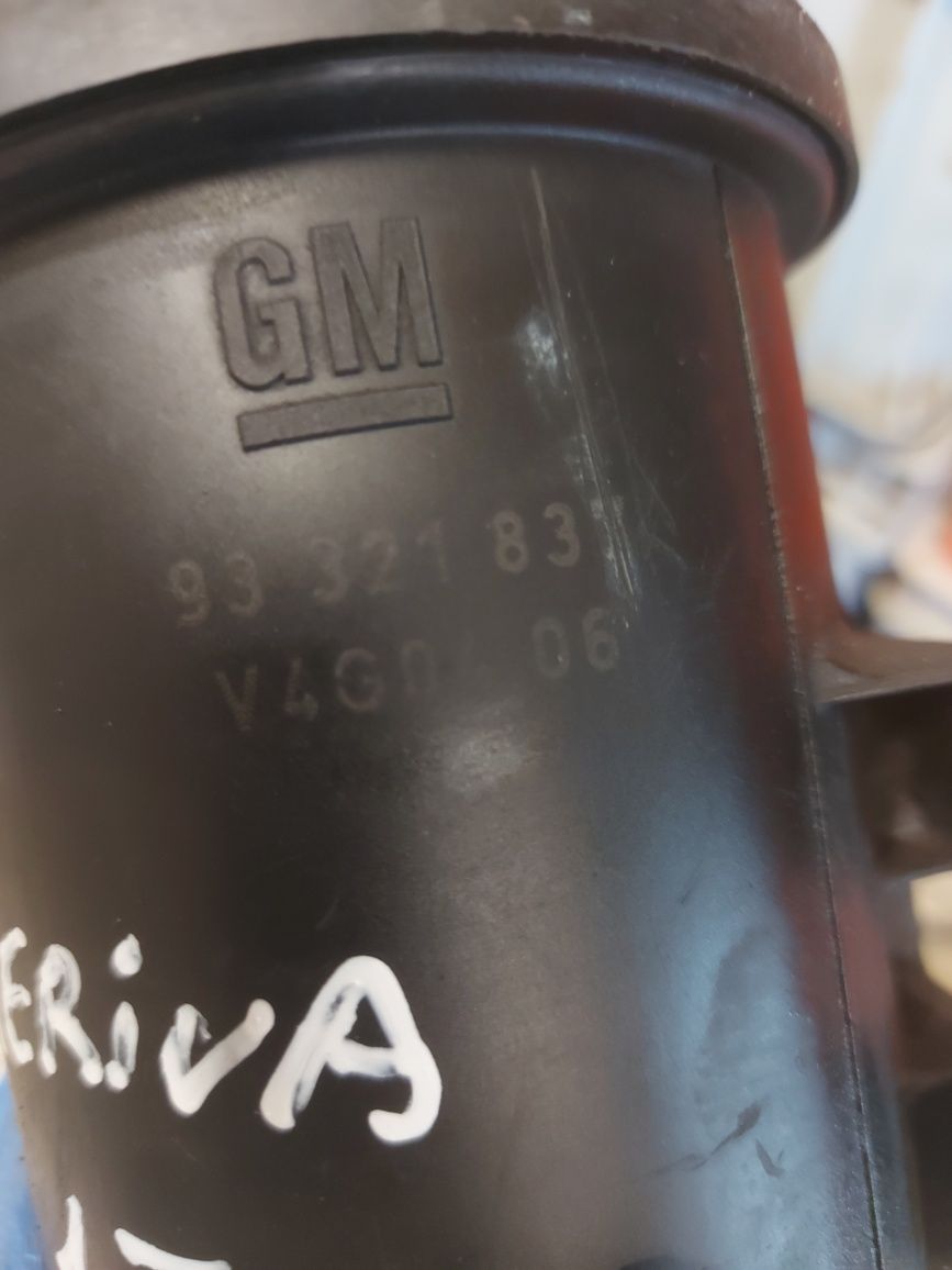 Корпус паливного фільтра Опель 1.9cdti GM 13204107, 13122587, 13179060