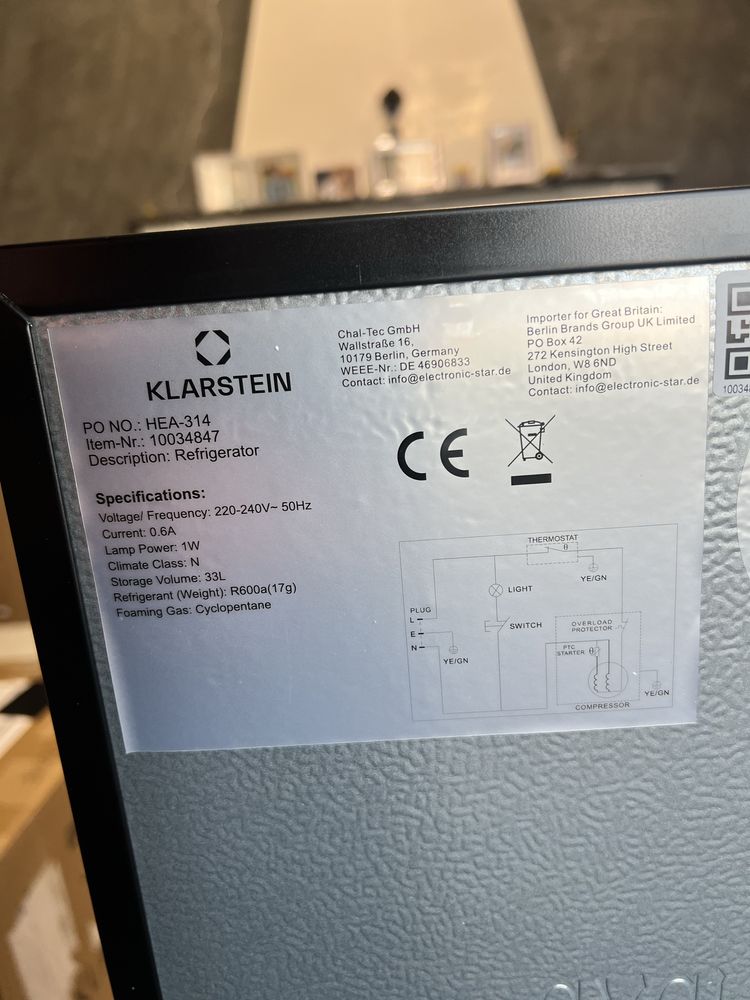 Холодильник для напоїв з Німеччини Klarstein Beersafe M Onyx 10034847