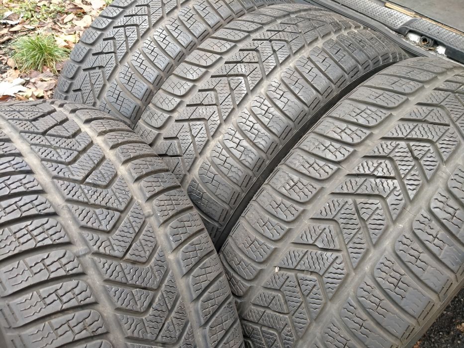 245/45r19 102V XL MO rant 6-7mm 2021r  PIRELLI Sottozero3  V-klasa