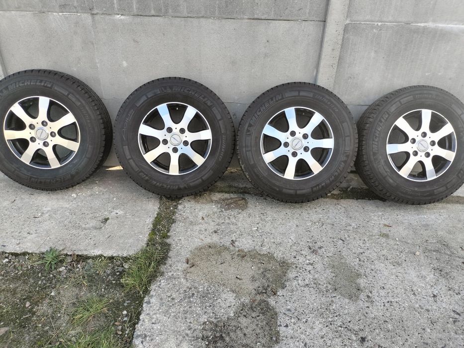 Alufelgi z oponami Fiat Boxer Citroen 225/75/16c bieżnik 9 mm rok2020