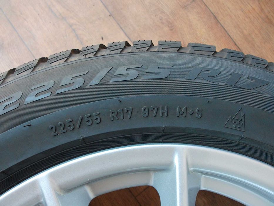 Pirelli Winter SottoZero3 RSC 225/55/17 97H z 2020r