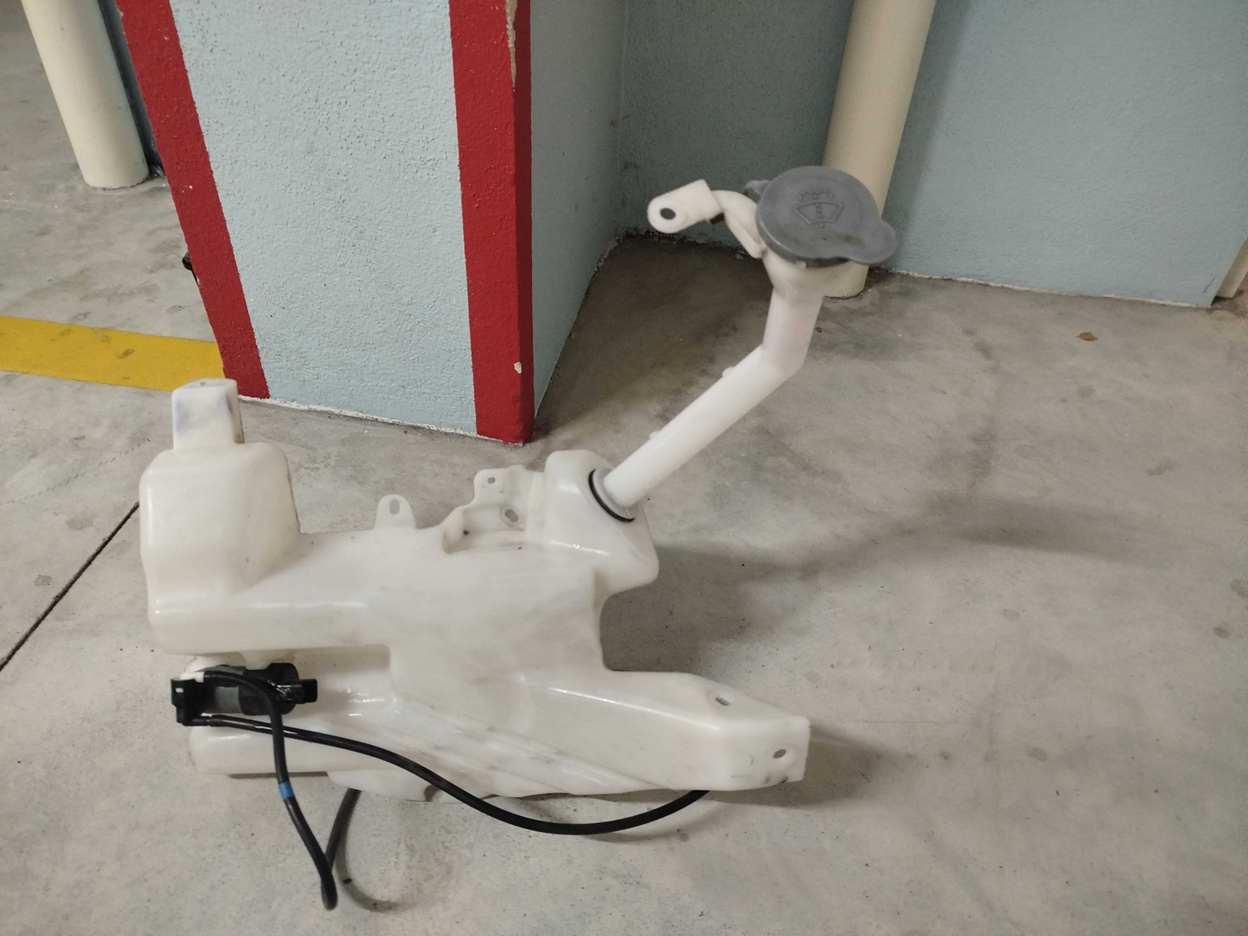 Depósito de água Nissan qashqai j11