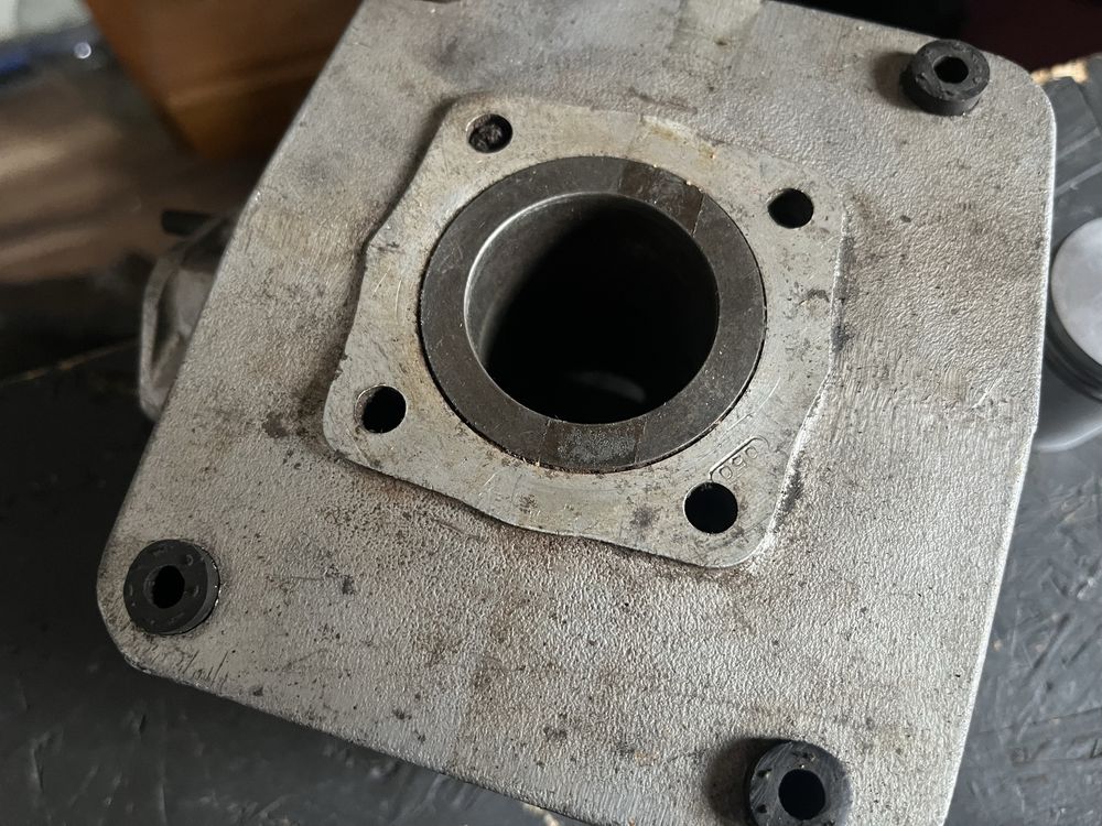 Simson S51 SR50 KR51 cylinder fabryczny DDR nominal 38mm tlok