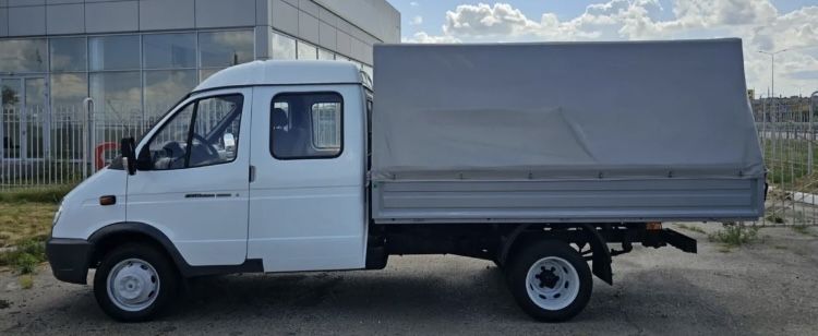 Грузоперевозки))