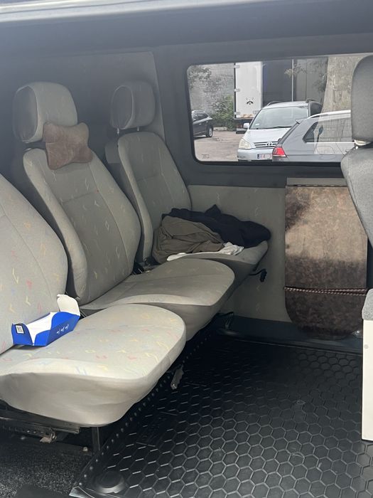 VW Т5 Бус груз/пасс на автомате!