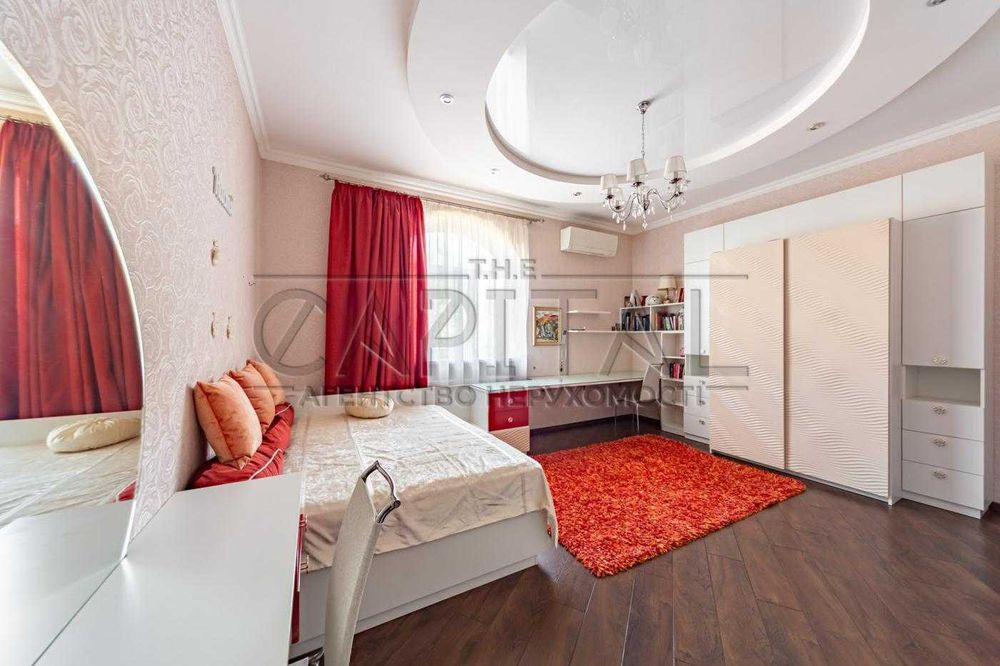 Продаж розкішного будинку в Козині