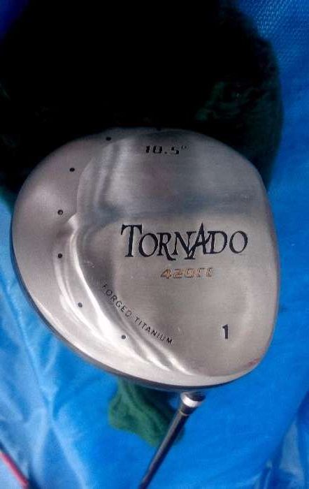 Kij golfowy TORNADO 420CC