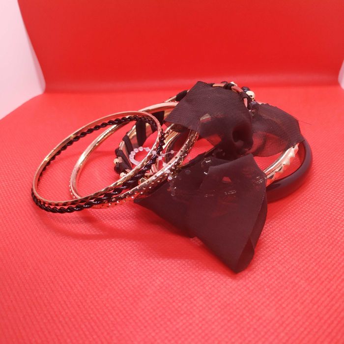 PULSEIRAS 2 - 1 UNID 3€; 2UNID 4€; 3UNID 5€