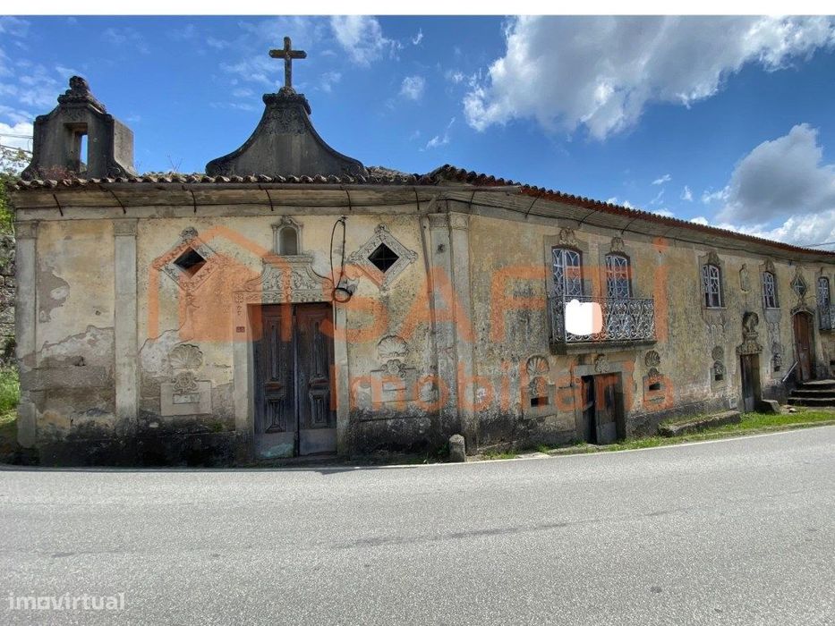 Moradia Beijos Viseu para recuperar no campo
