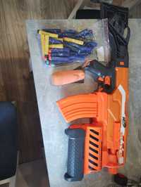 Pistolet NERF na baterie