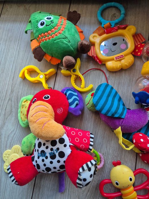 Zabawki dla maluszka 8 szt Lamaze Chicco Fisher Price 3-9 mcy