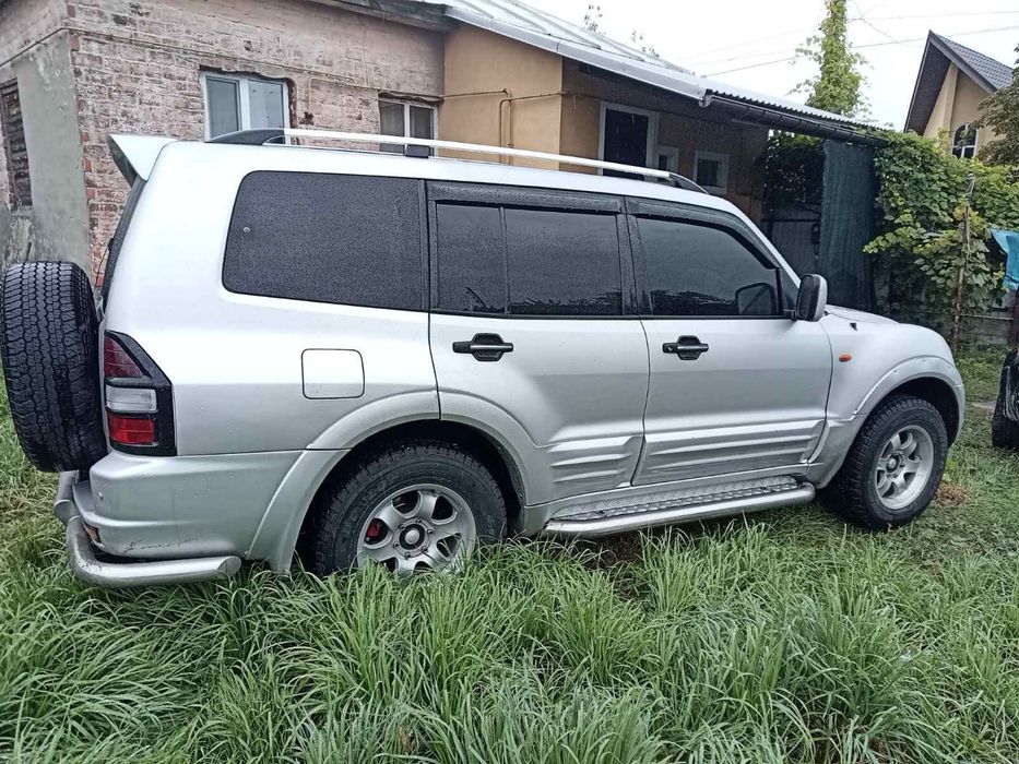 Продам Мицубиси Паджеро