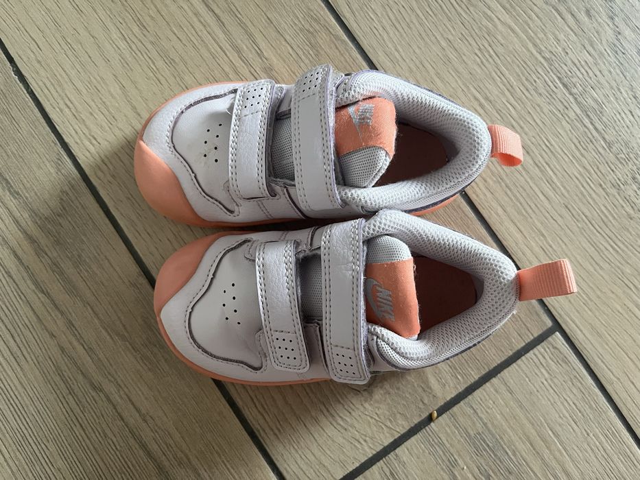Buty dziecięce Nike Pico 5 r. 23.5
