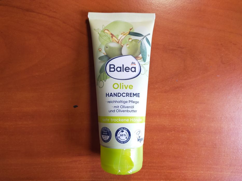 Krem do rąk Balea 100 ml, oliwkowy