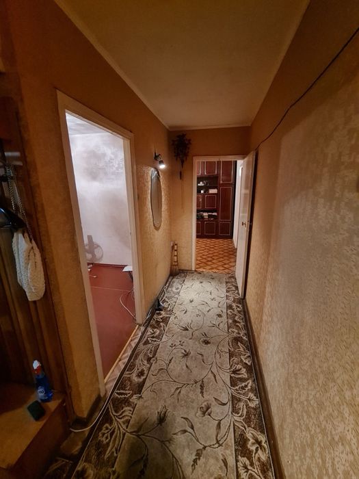 Продам 3 кім.квартиру, Оболонський пр.33-а, 62,1м², суміжно-окремі