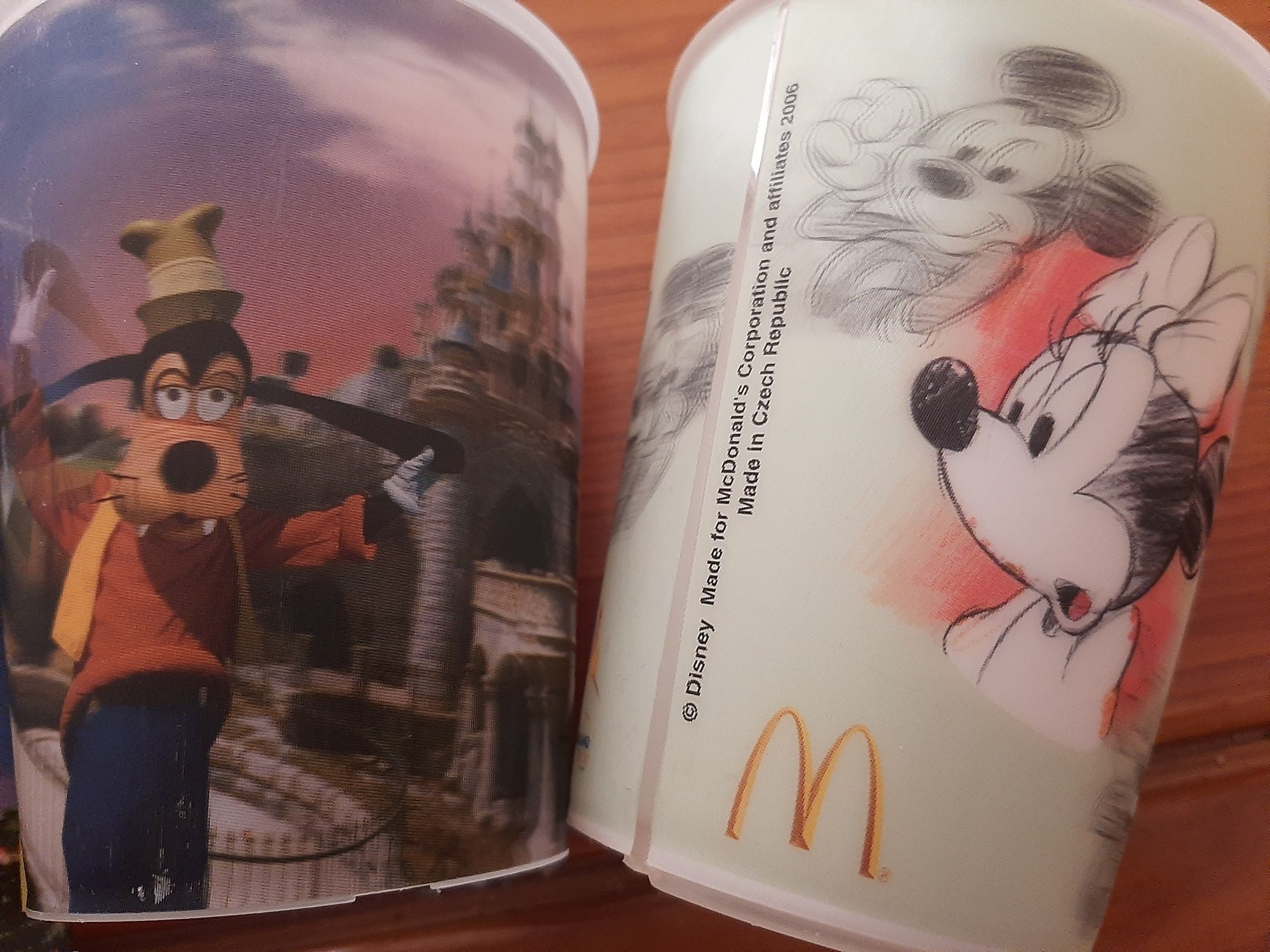 5 mcdonalds 2004 disney pateta,minnie,Mickey