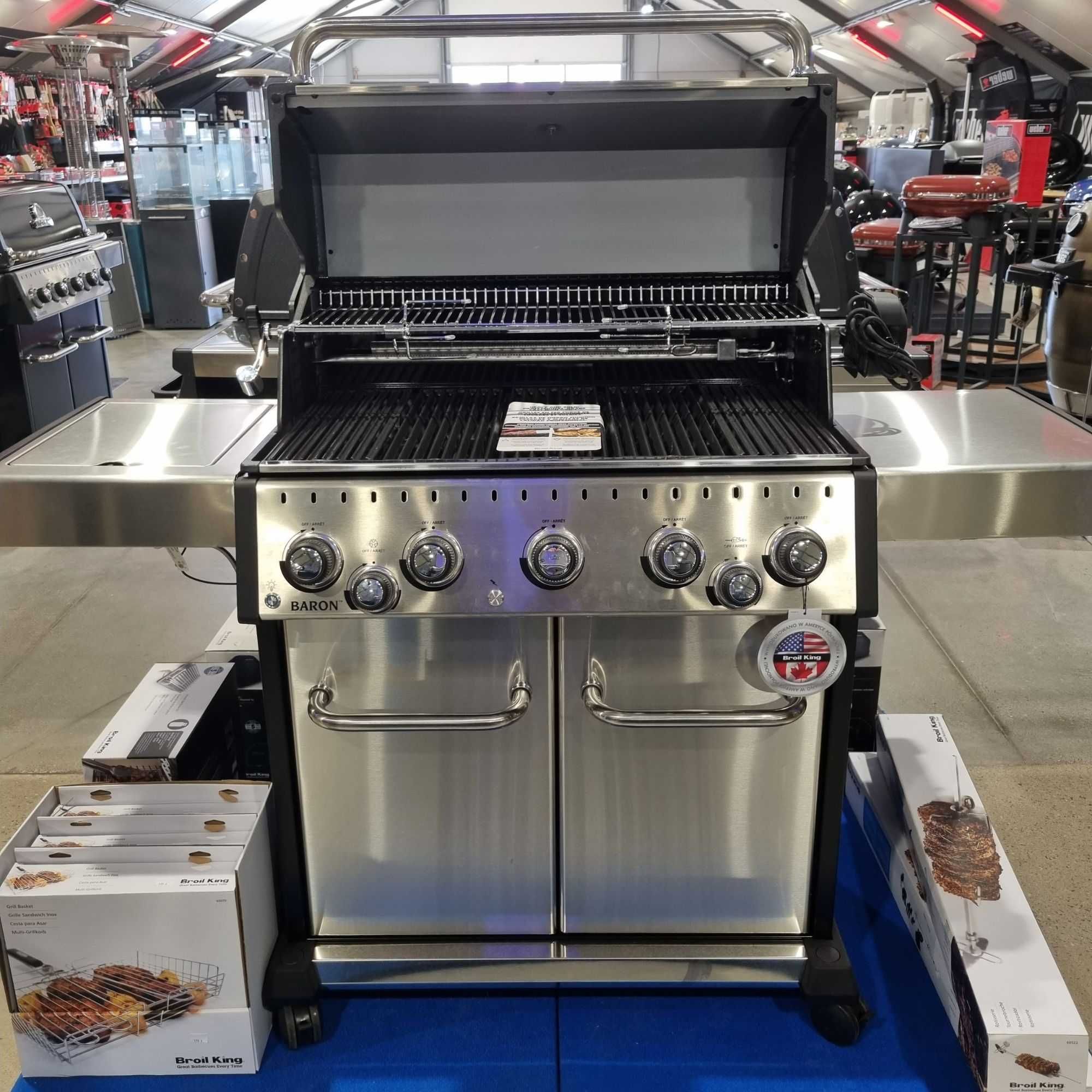 Grill gazowy Broil King Baron S590 z EKSPOZYCJI - STAN IDEALNY