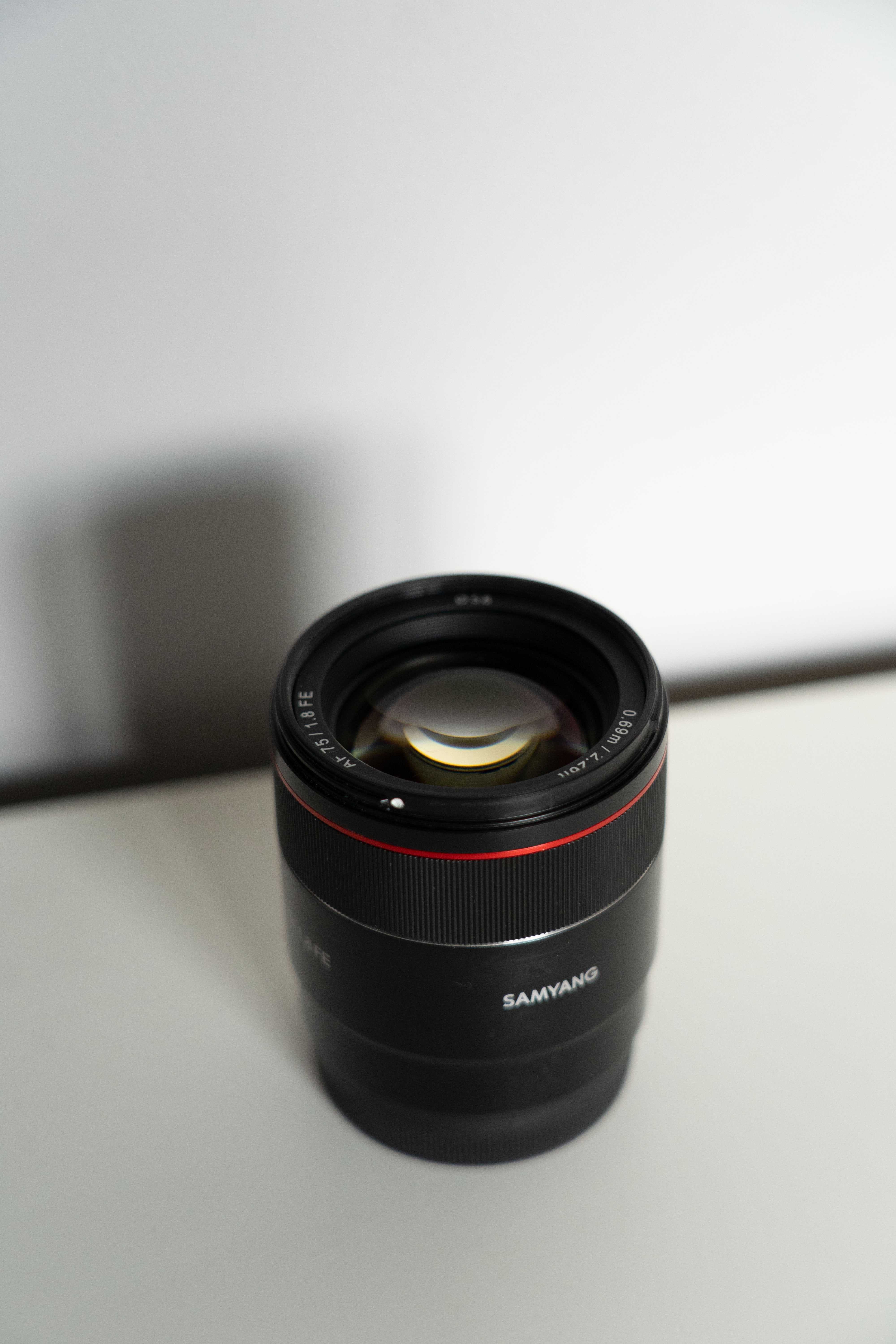 obiektyw SAMYANG AF 75mm F1.8