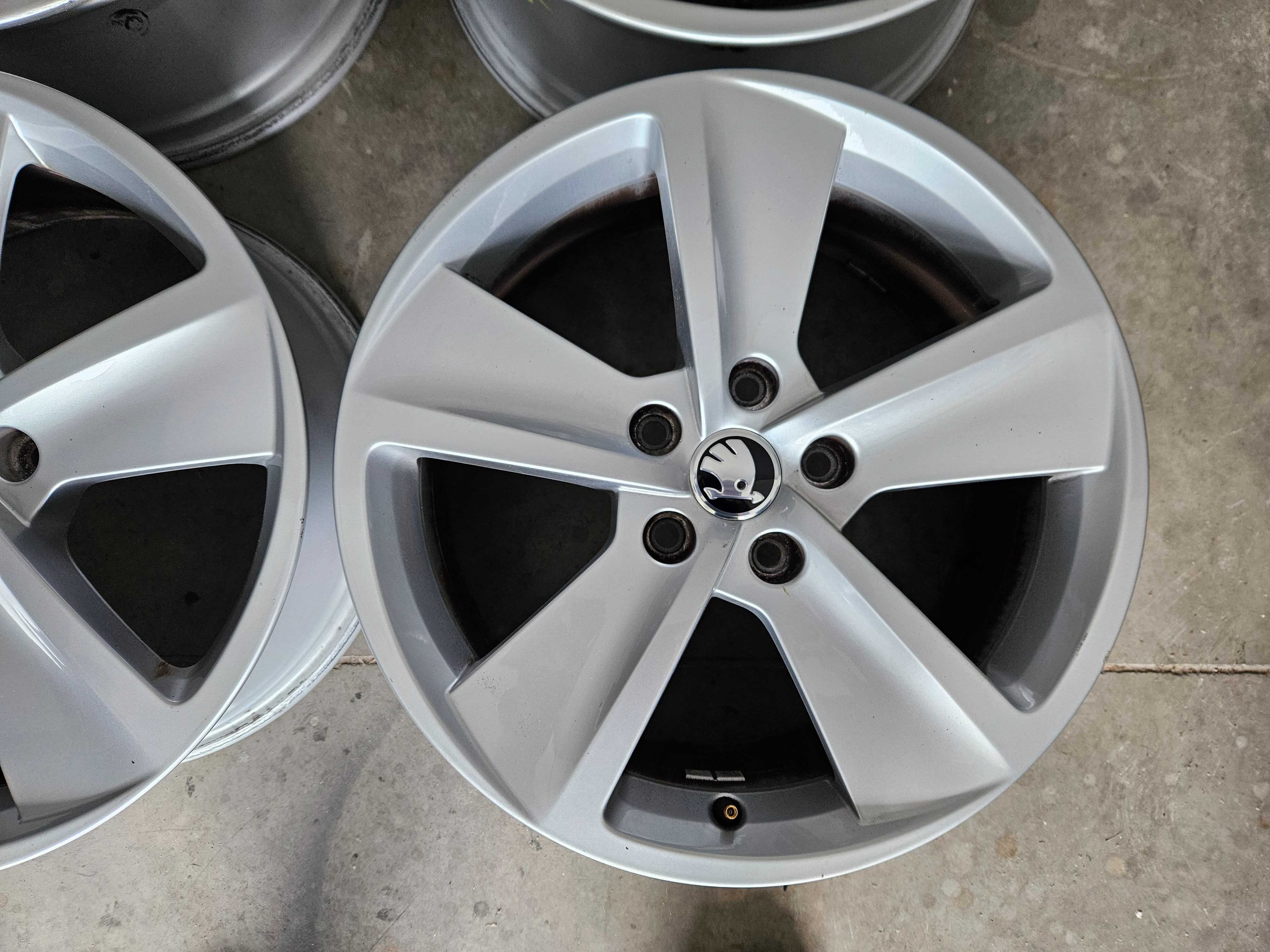 Alufelgi Skoda 17" 5x112 Octavia III IV VRS SuperB Karoq Scout Yeti