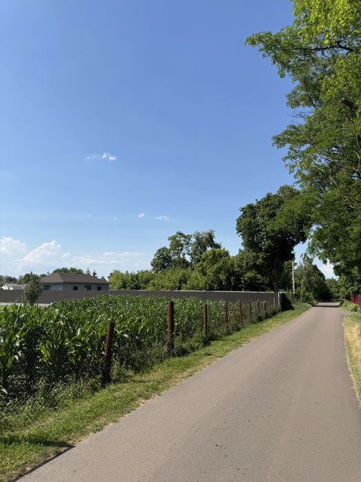 Продам кутову ділянку 0,10 га під забудову в с. Стовп’яги