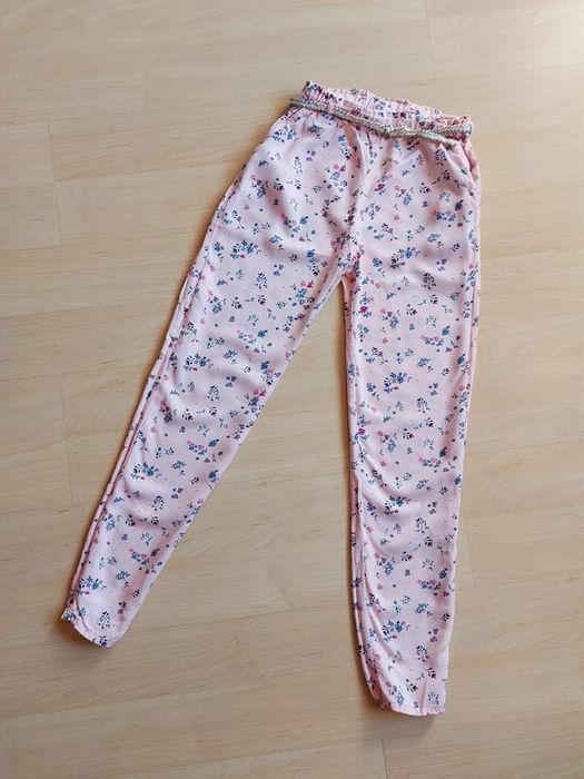 Spodnie dla dziewczynki różowe kwiatki r. 152, 11 lat, TAO