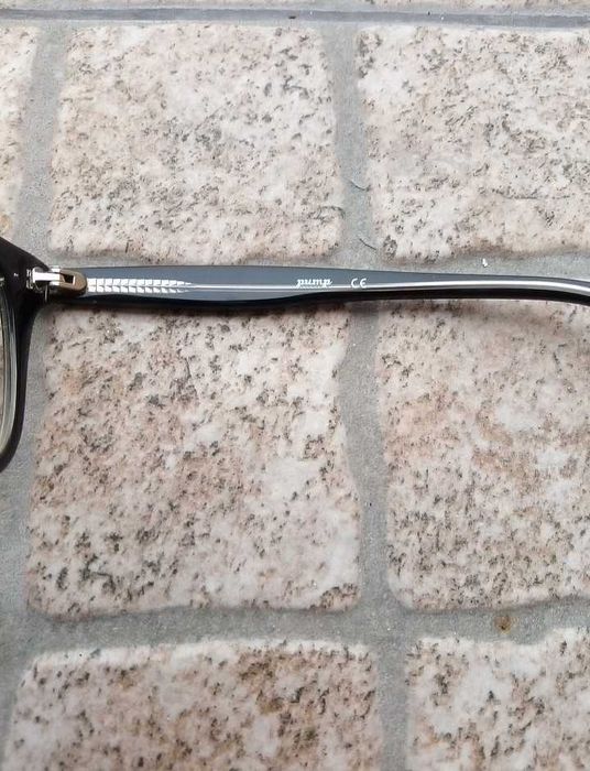 Óculos com graduação Pump pretos em massa com caixa