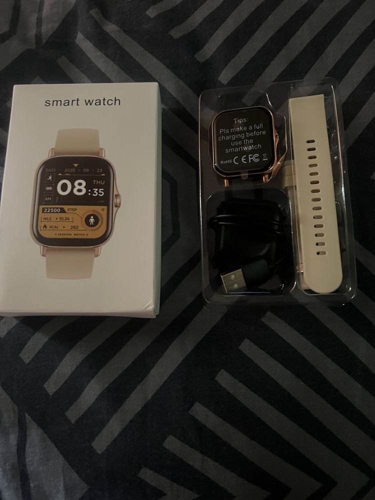 Nowy złoty smart watch