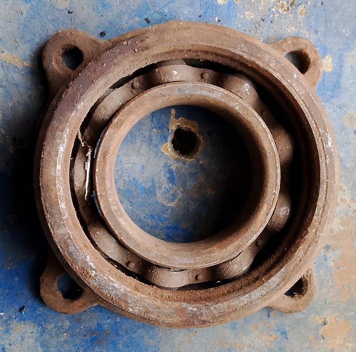 Ведомі шестерні заднього моста юмз із старих запасів