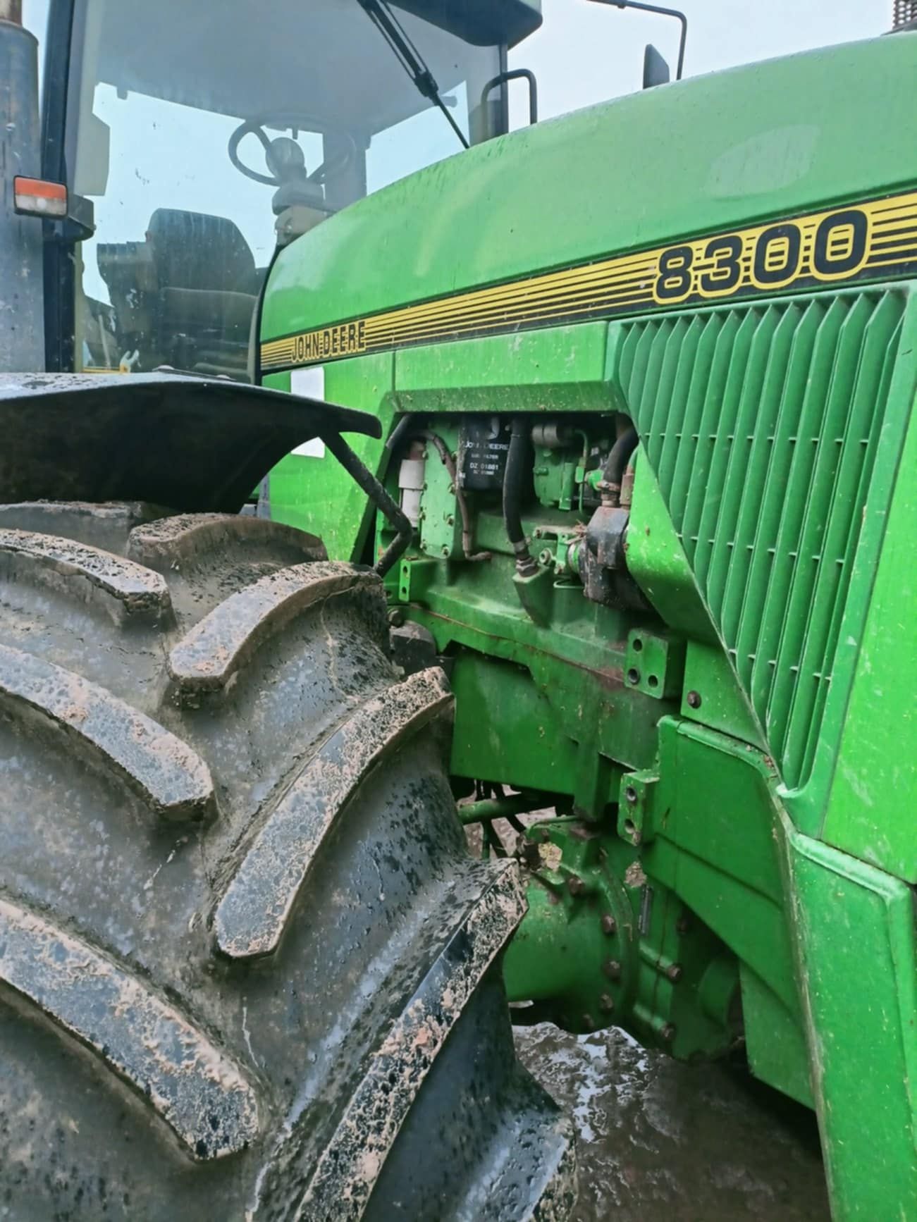 Sprzedam John Deere 8300
