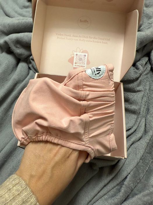 Трусики holly для собак во время течки