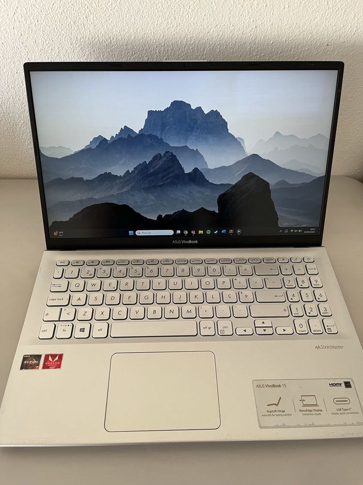 Asus Vivobook 15 F512D