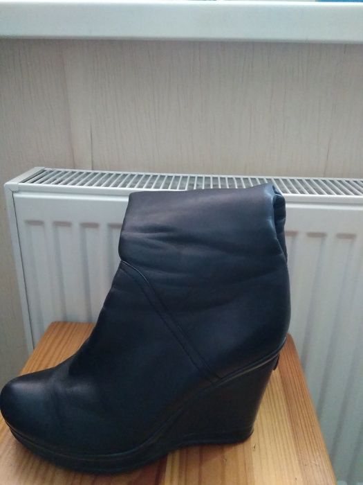 Жіночі зимові сапожки