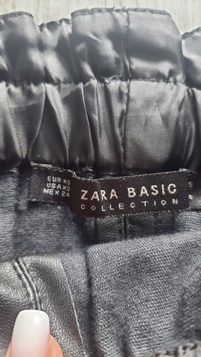 Spódnica czarna zara XS