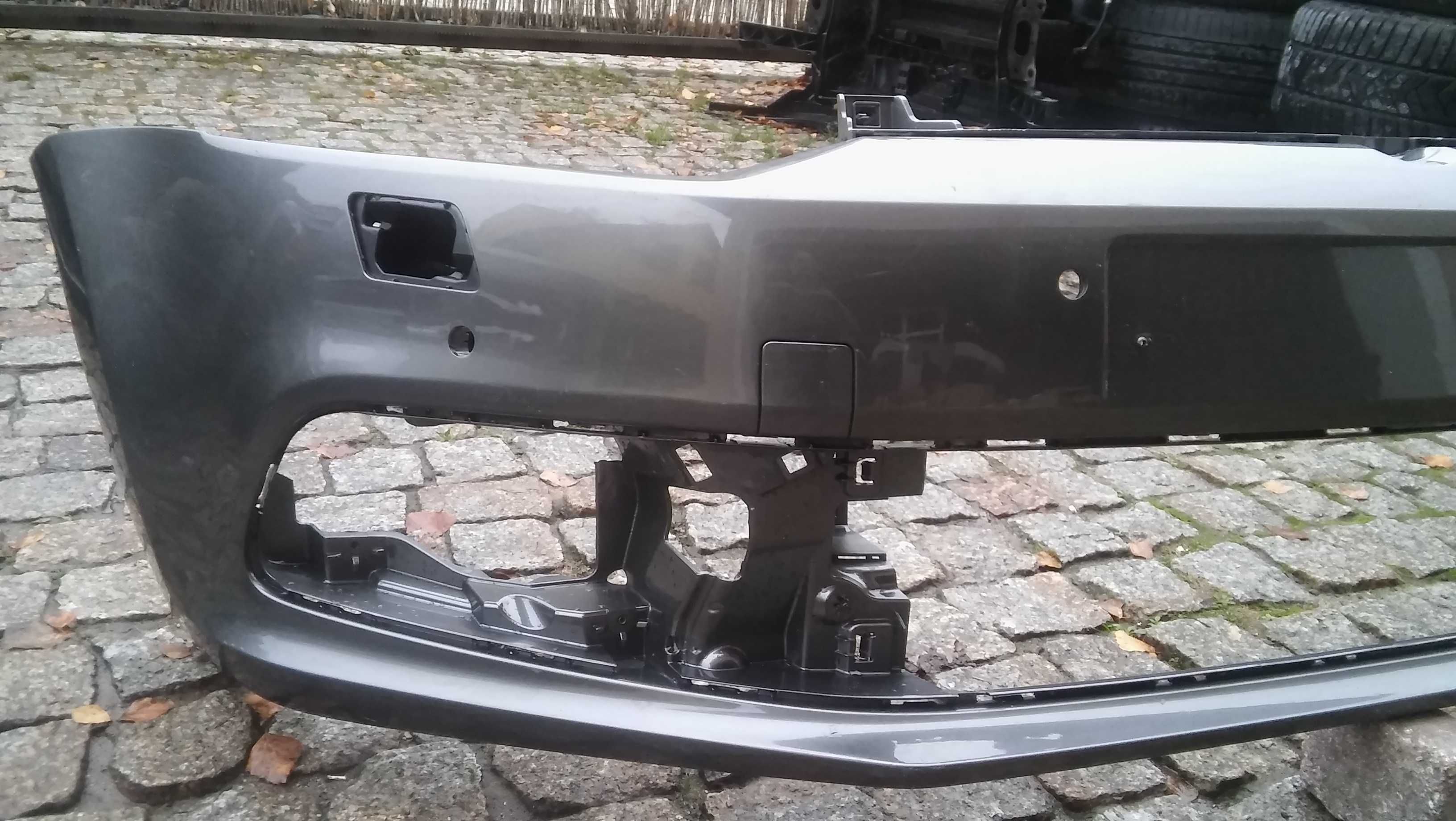 VW Polo 6C0,od 13r,zderzak przód,SZARY=LD7R,oryginał,spryski,PDCx4