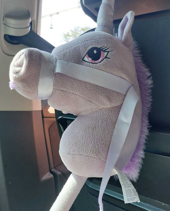 Brinquedo de criança. Cabeça de cavalinho em pêlo, para cavalvar.