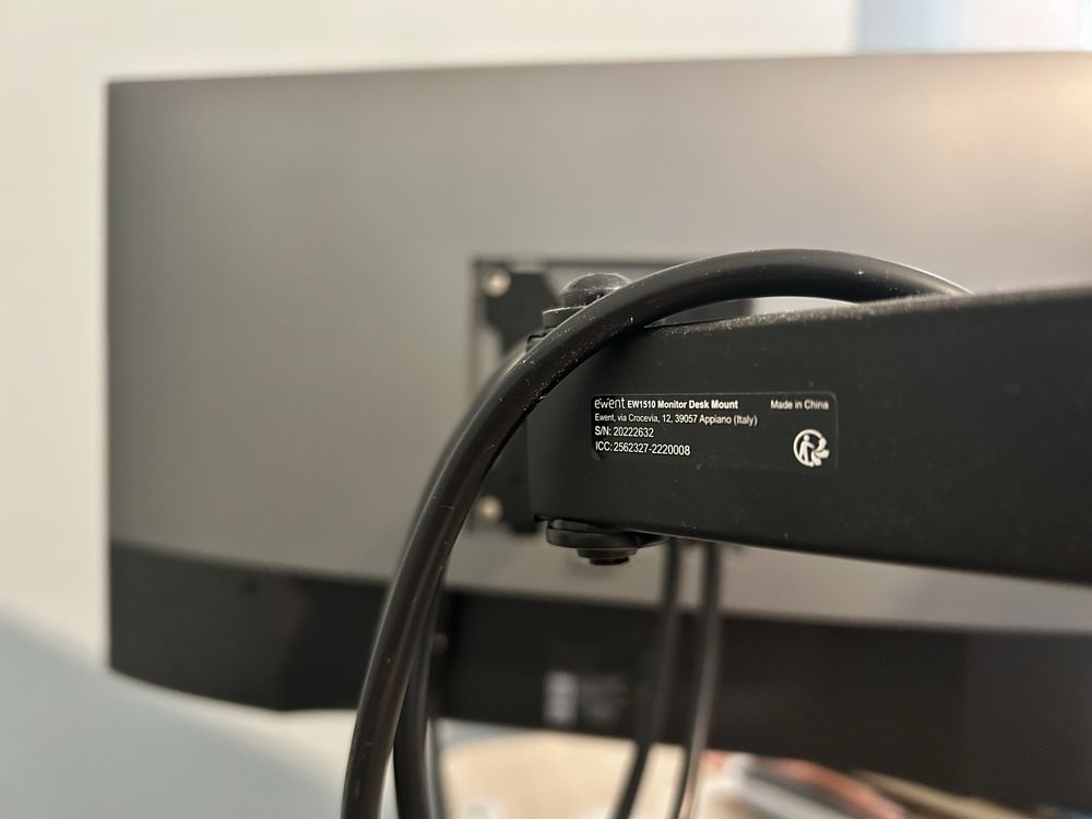 DELL monitor u2419h com braço
