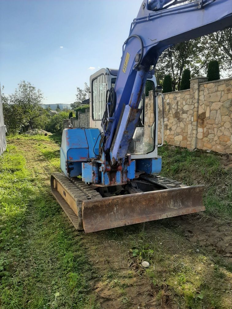 Екскаватор Takeuchi