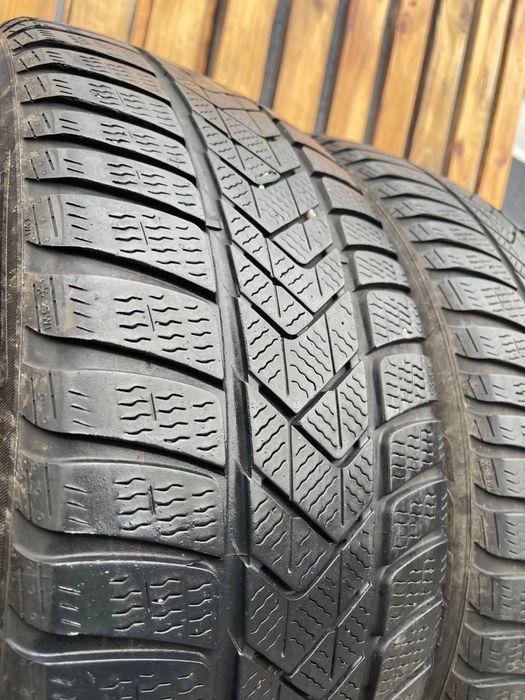 б/у шини 245/45 r19  Pirelli