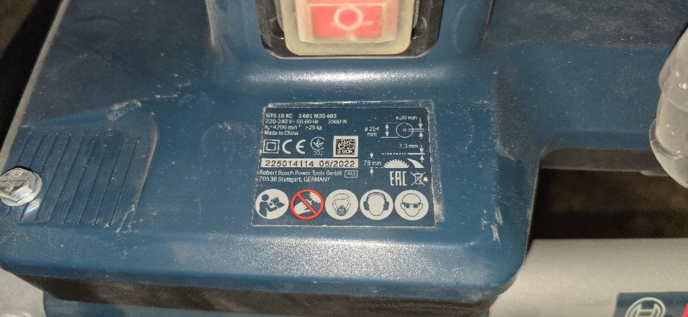 Bosch GTS 10XC z wózkiem transportowym