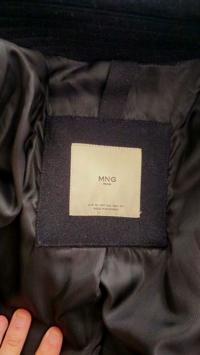 Casaco Mango com novo