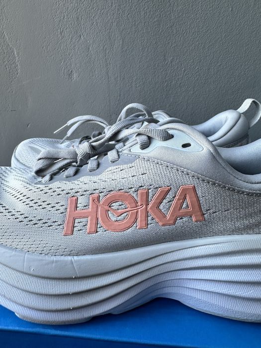 Кросівки жіночі Hoka Bondi 8