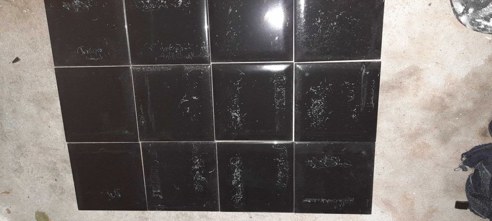 Czarne błyszczące cegiełki ścienne, płytki w czarnym kolorze, 15 x 15